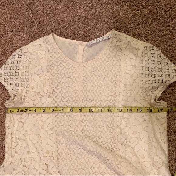 ❌SOLD❌ ZARA Lace Low-High Peplum Top - Picture 7 of 8